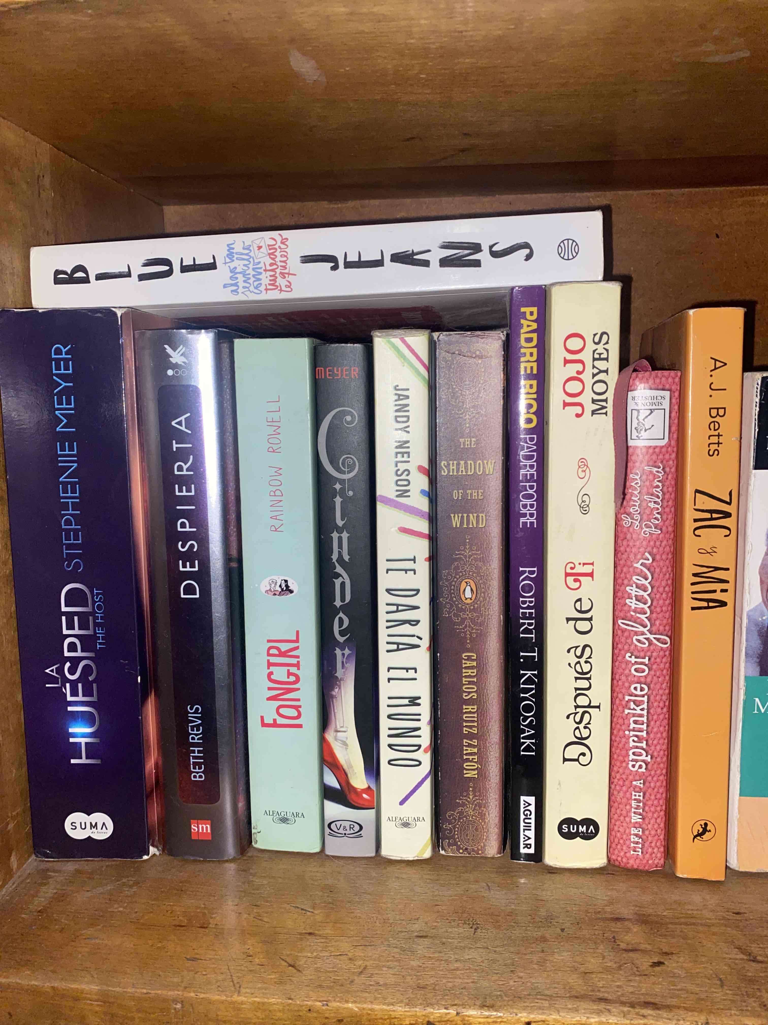 Libros juveniles - miniatura 1