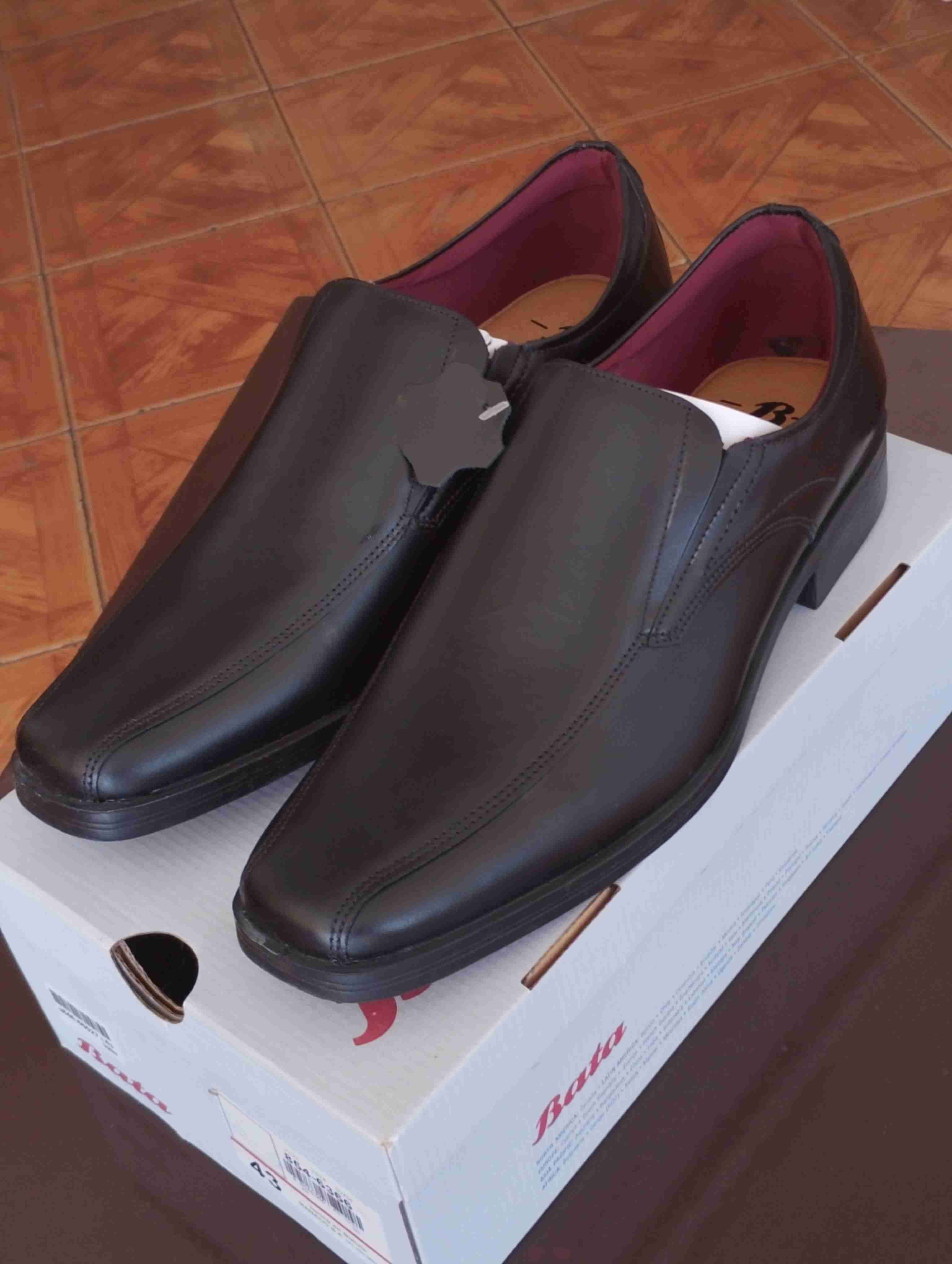 Zapatos formales negros Bata - miniatura 2