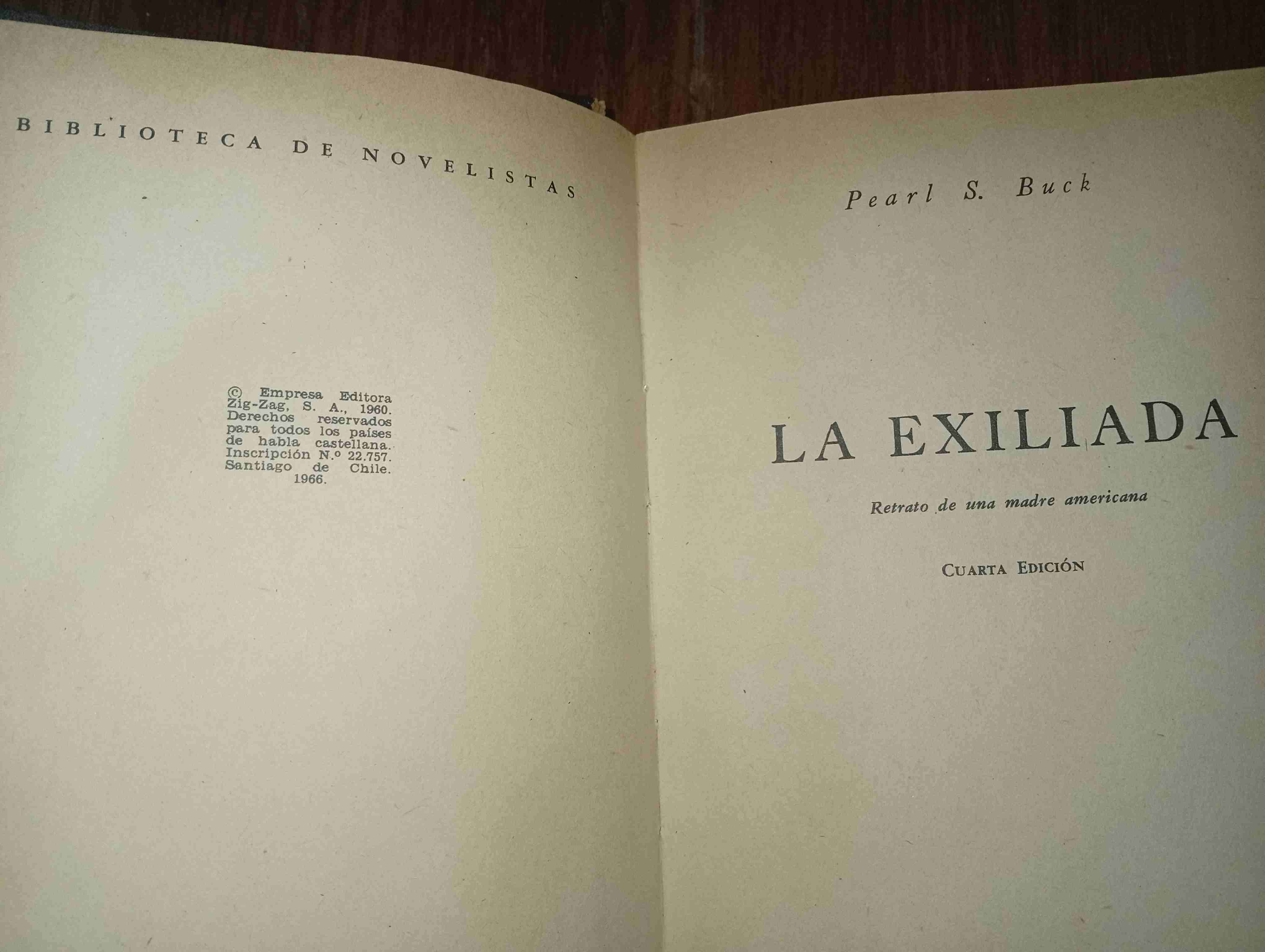 Libro 'La Exiliada' antiguo - miniatura 2