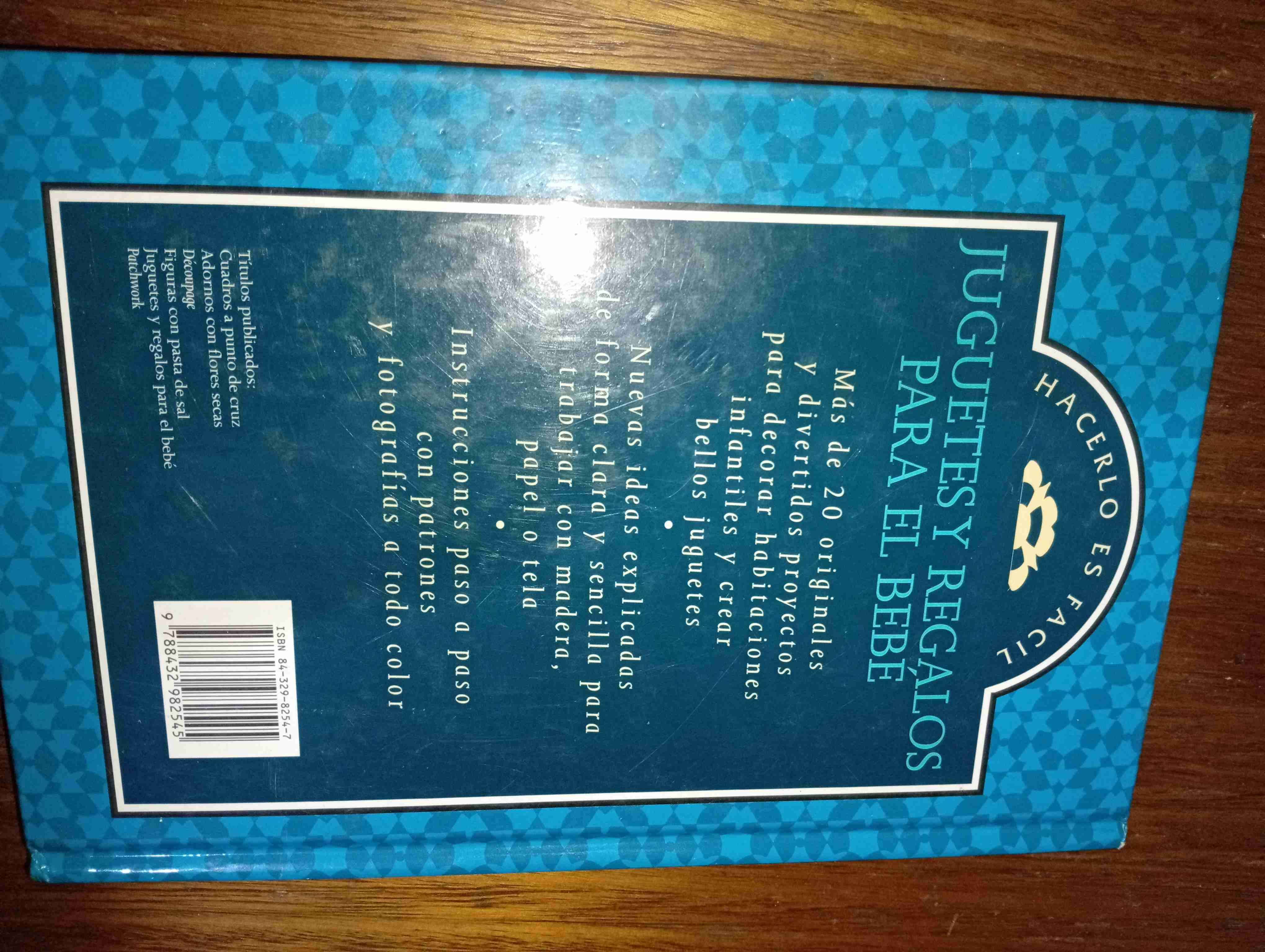 Libro Juguetes y Regalos para el Bebé - miniatura 4