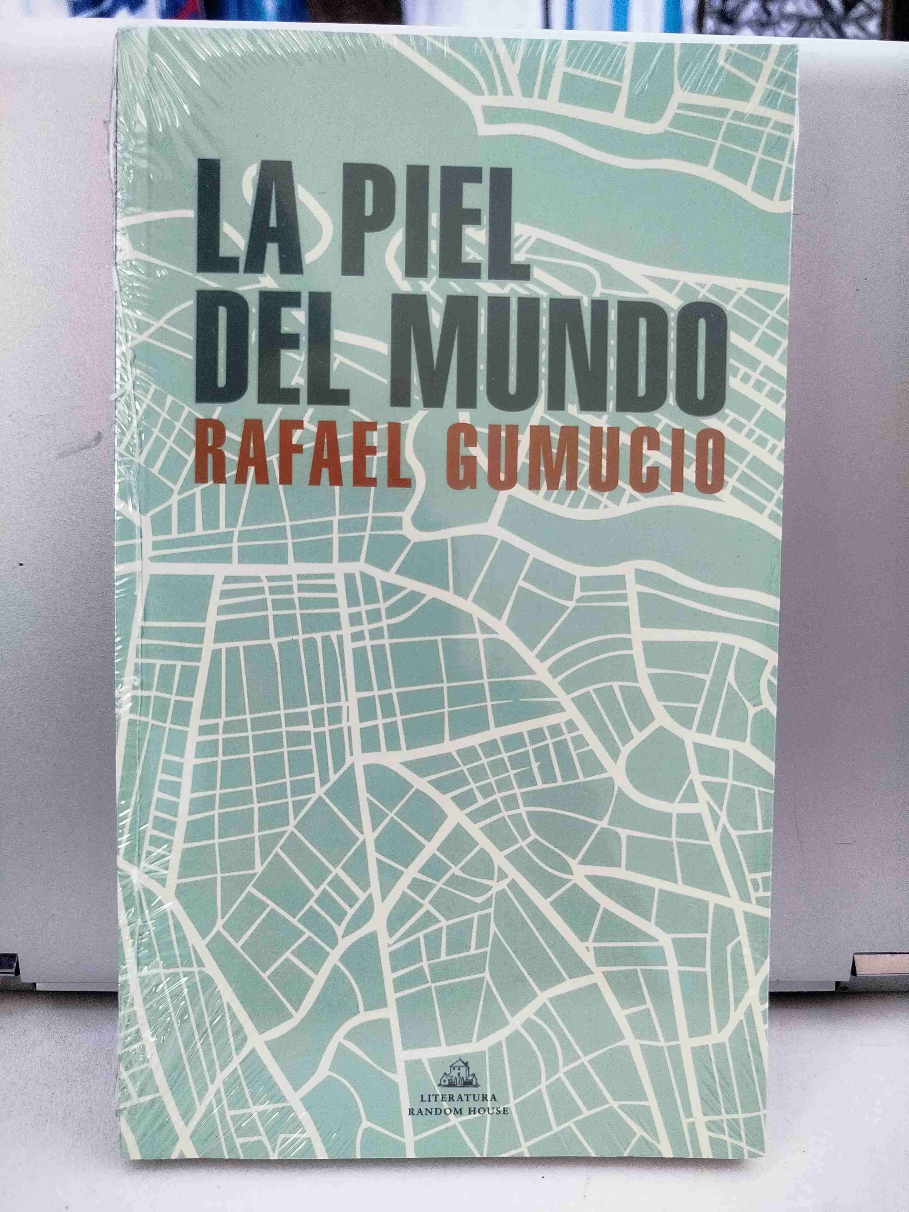 Libro La Piel del Mundo - Rafel Gumucio - miniatura 1