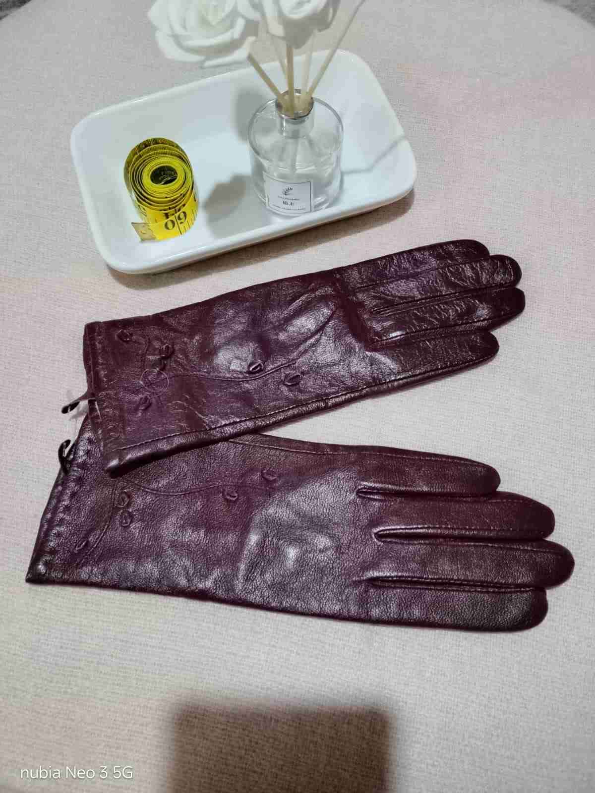 Vestido rojo sin mangas - miniatura 3