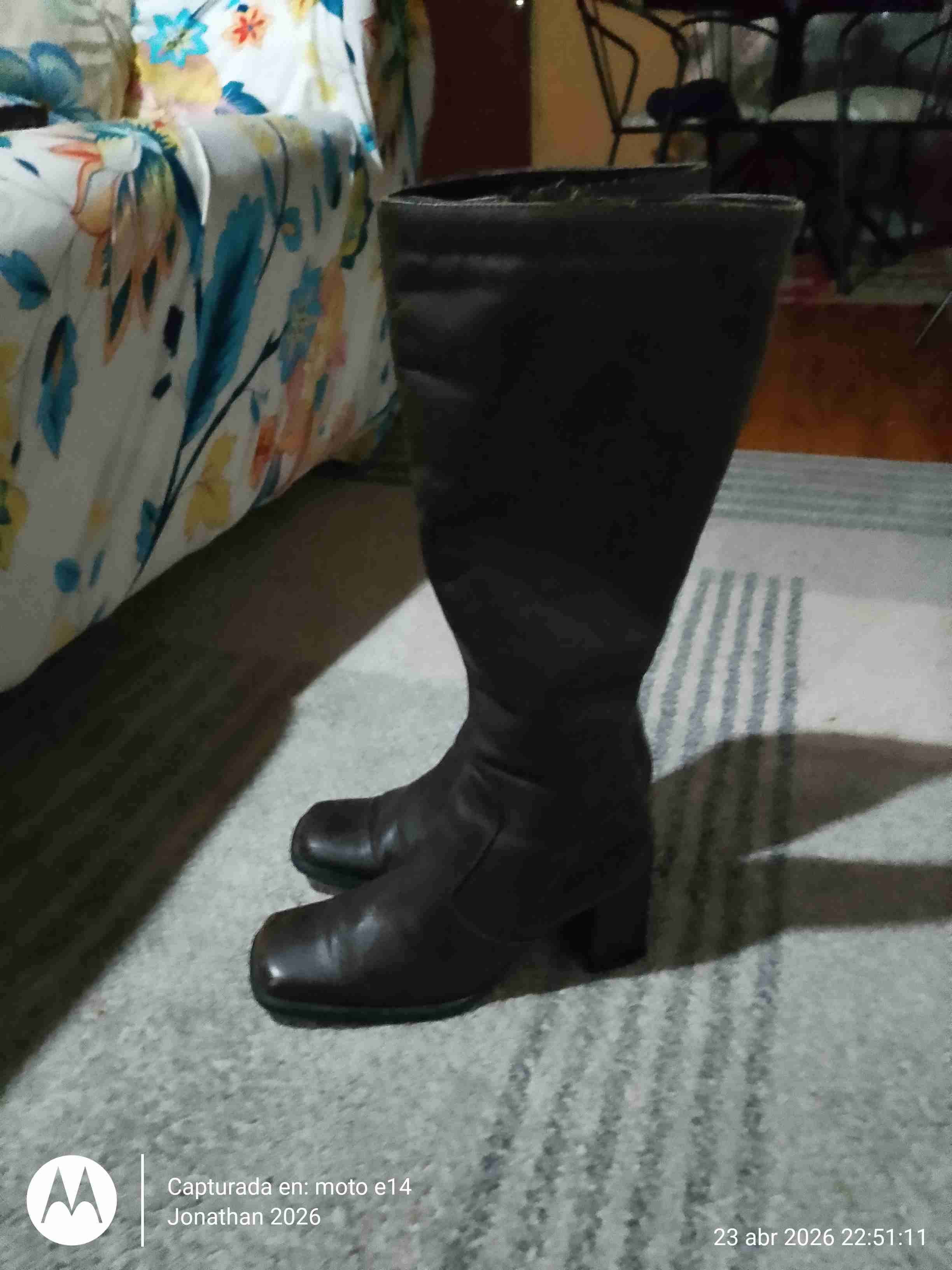 Falda corta negra elegante - miniatura 5