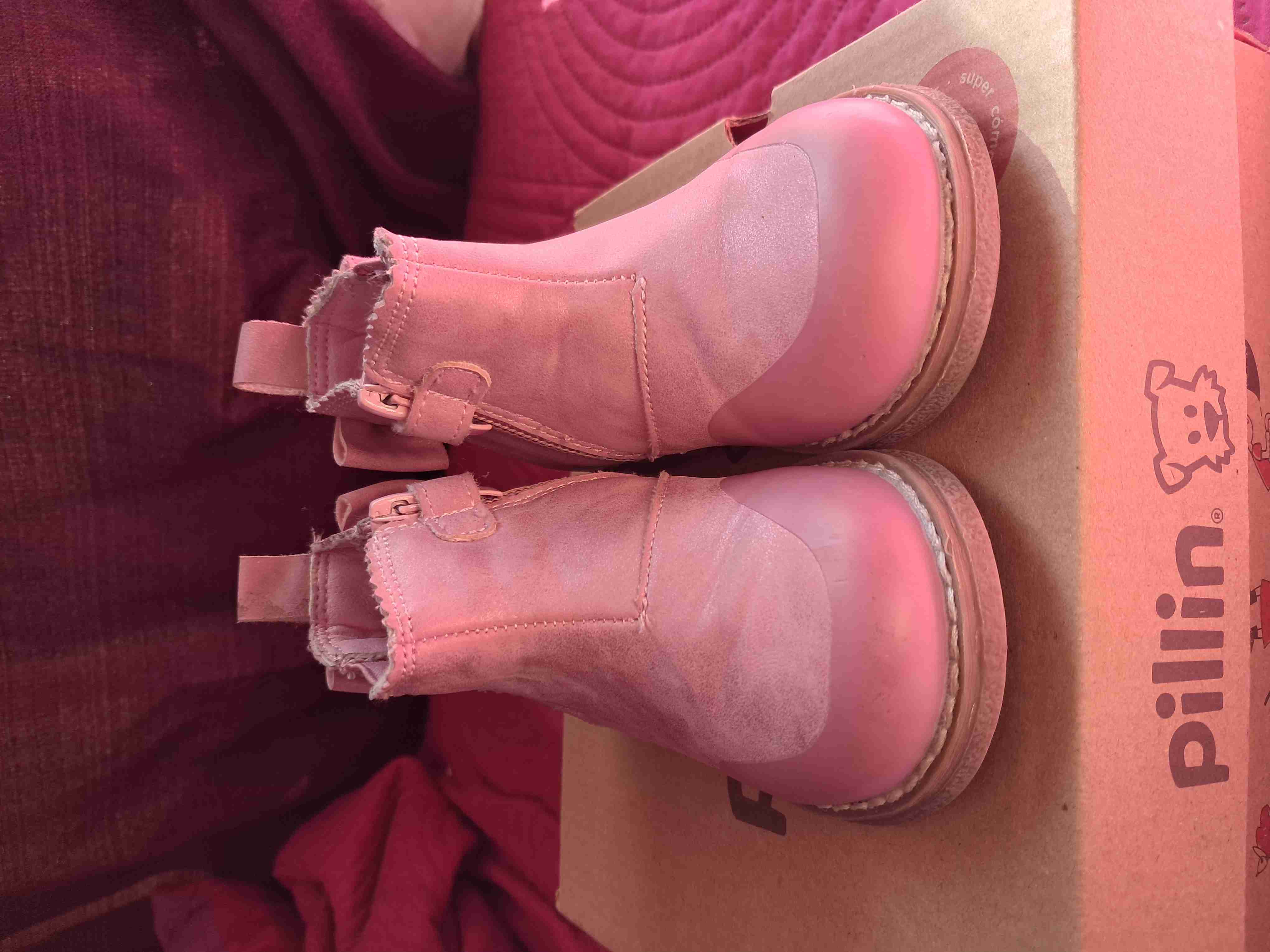 Botines rosas para niña - miniatura 2