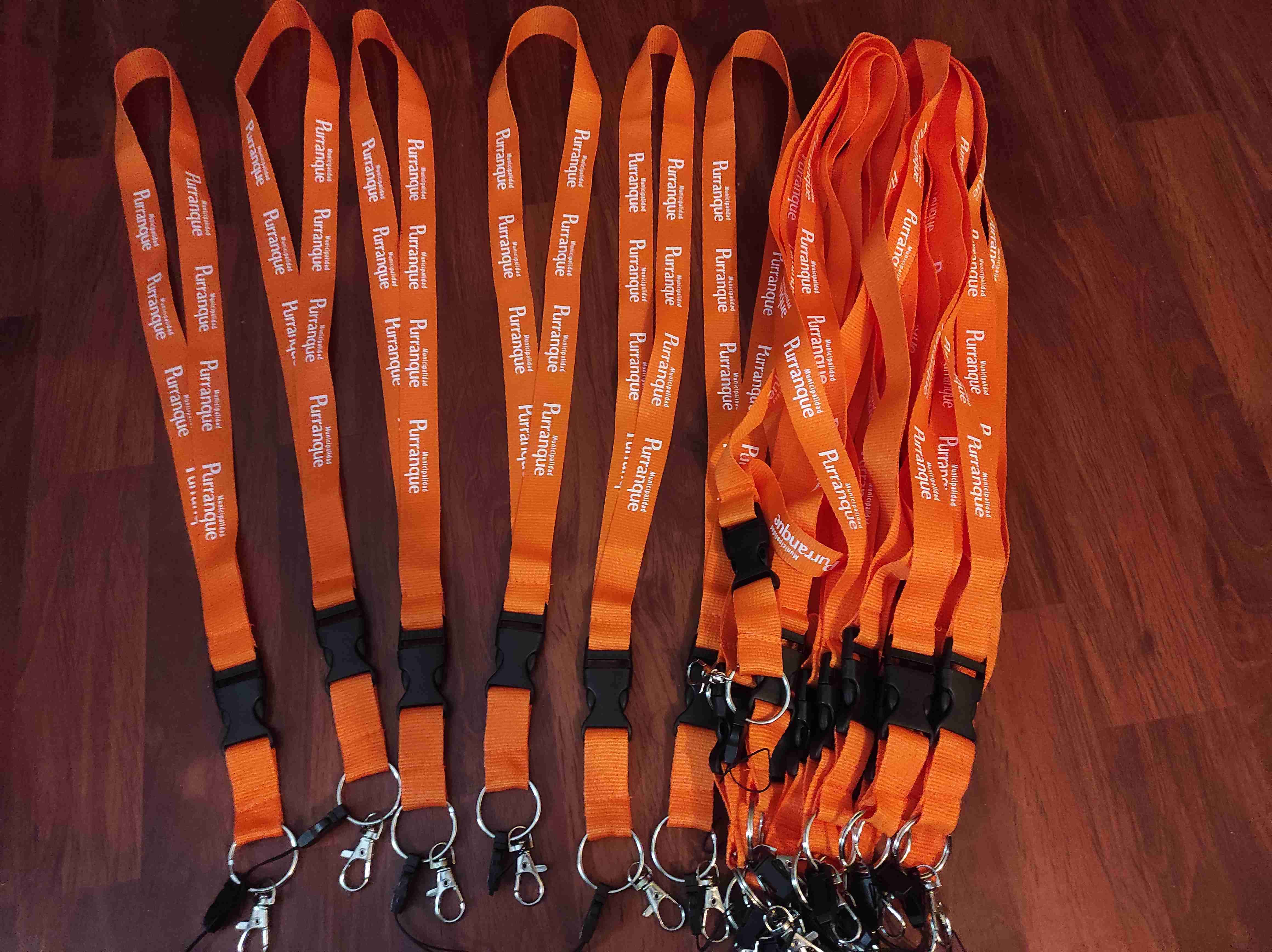 Lanyard personalizados + Porta credencial - miniatura 3