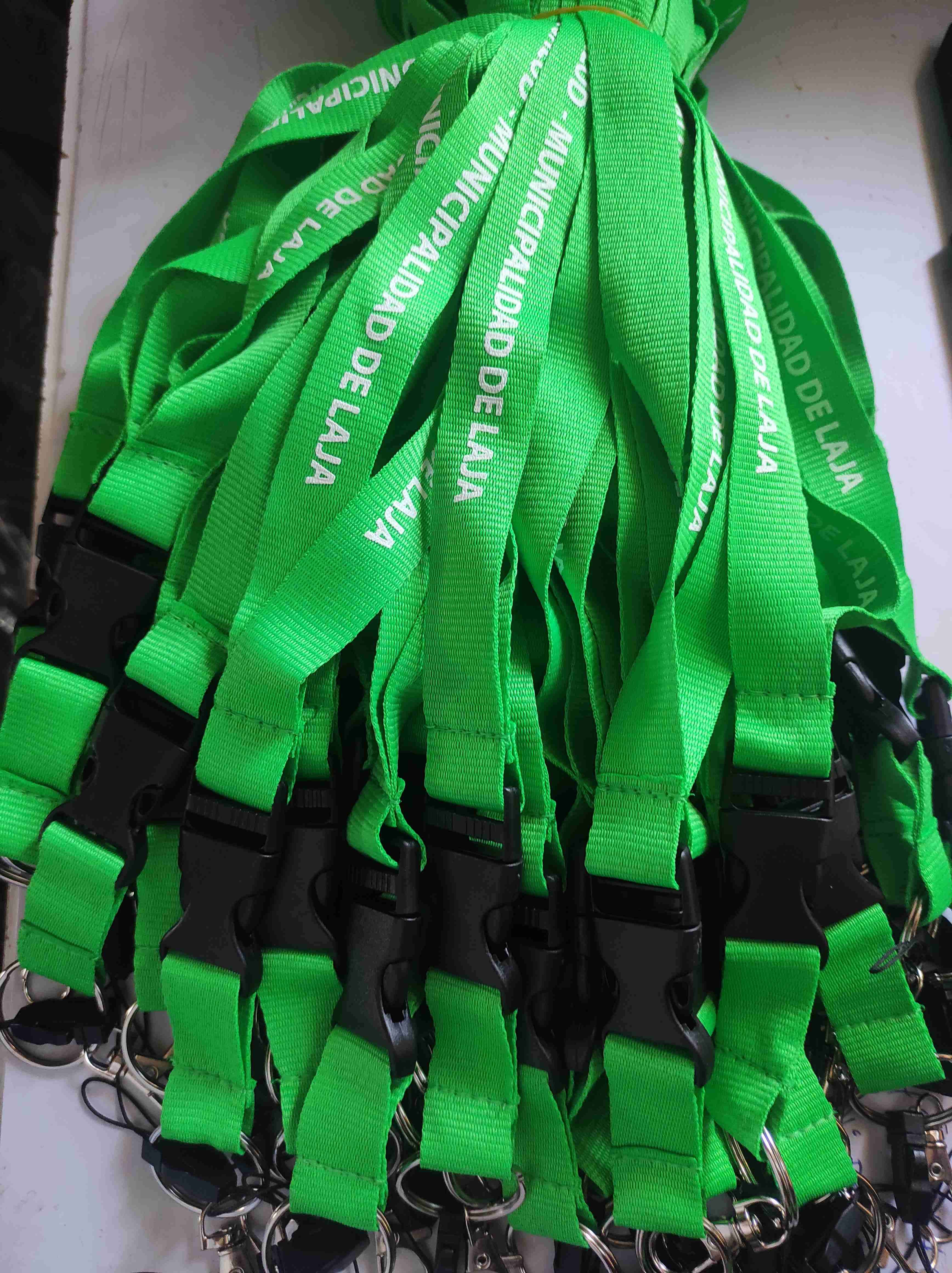 Lanyard personalizados + Porta credencial - miniatura 6