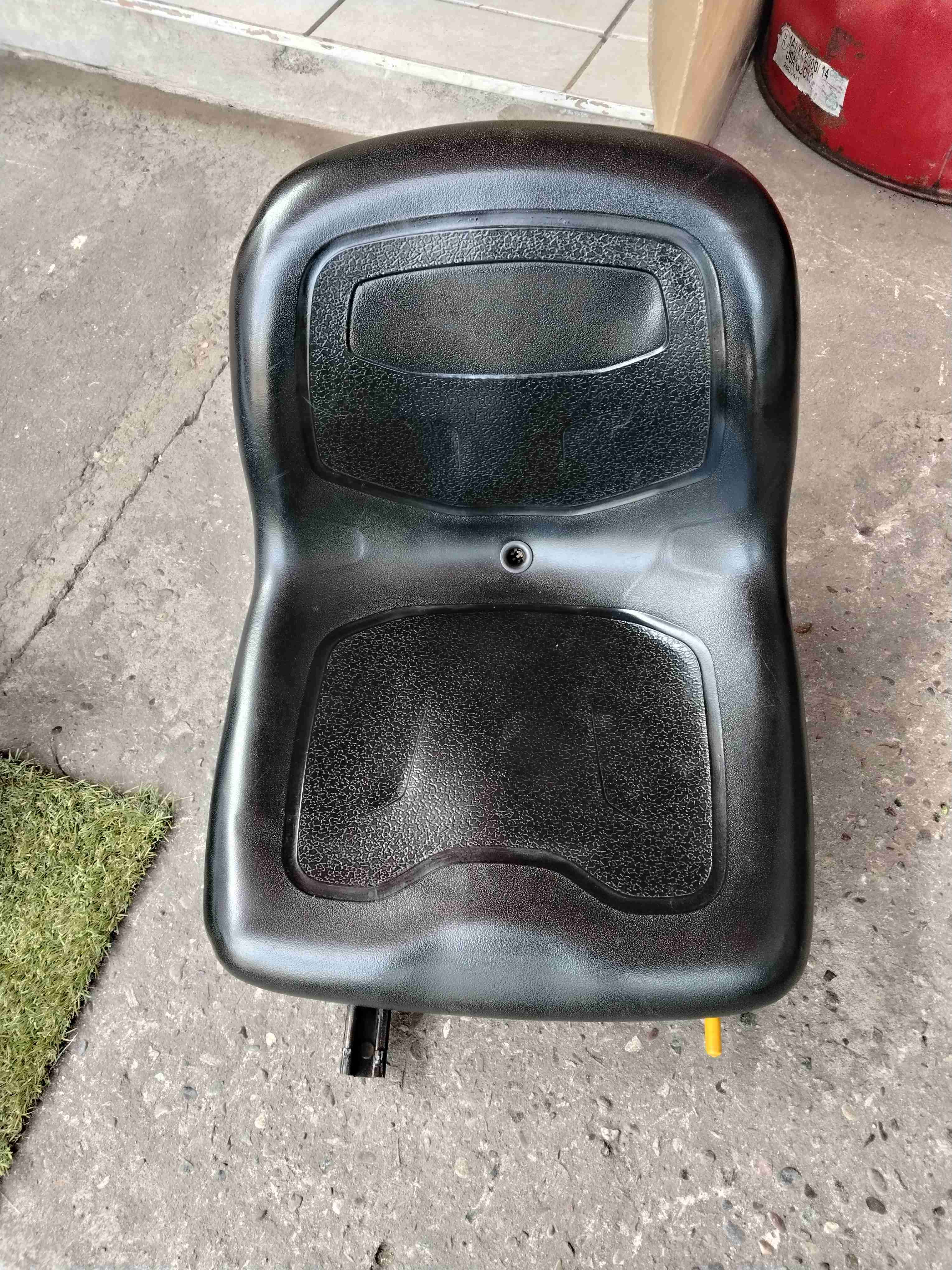 Asiento para tractor - miniatura 1