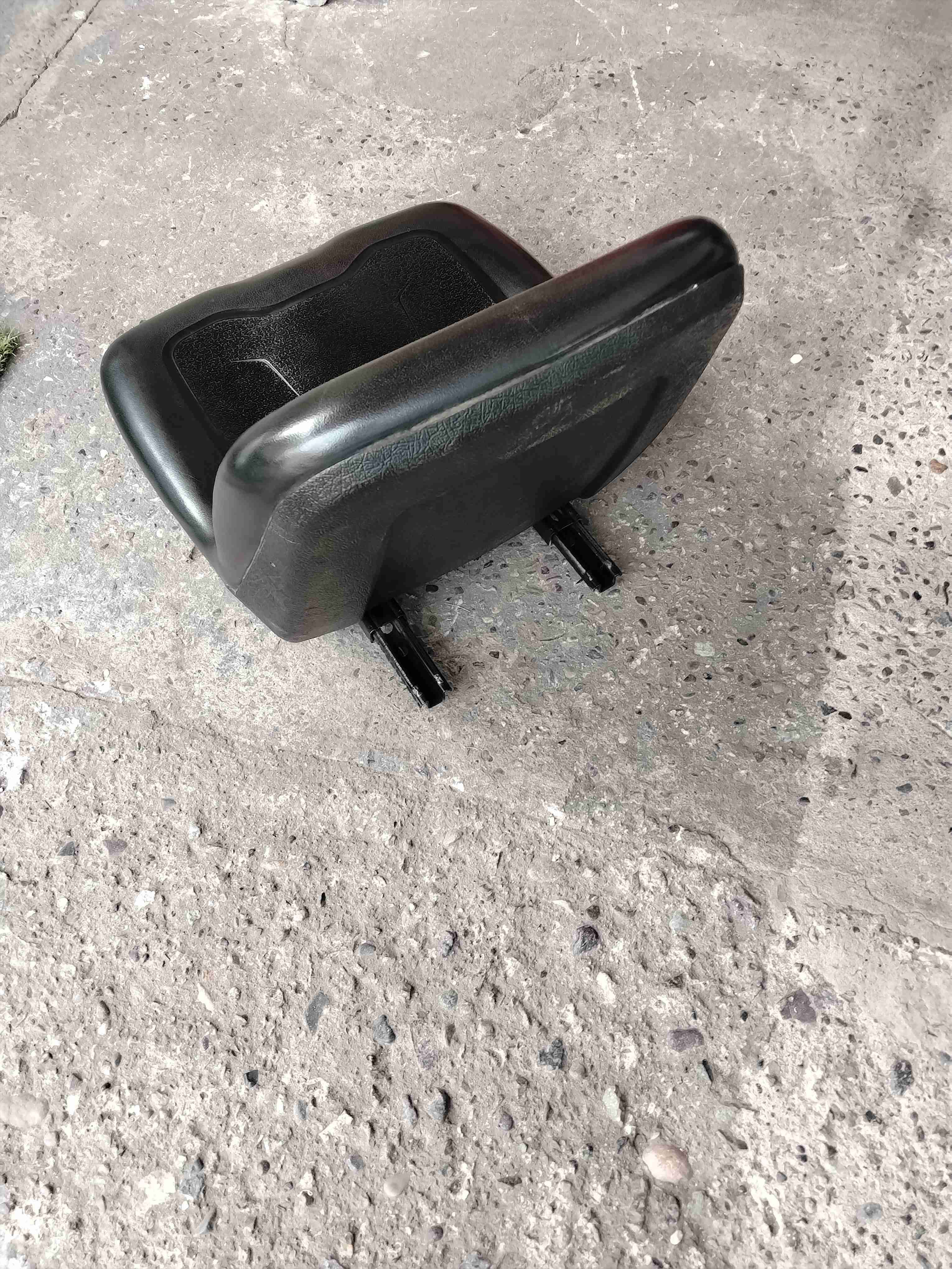 Asiento para tractor - miniatura 2