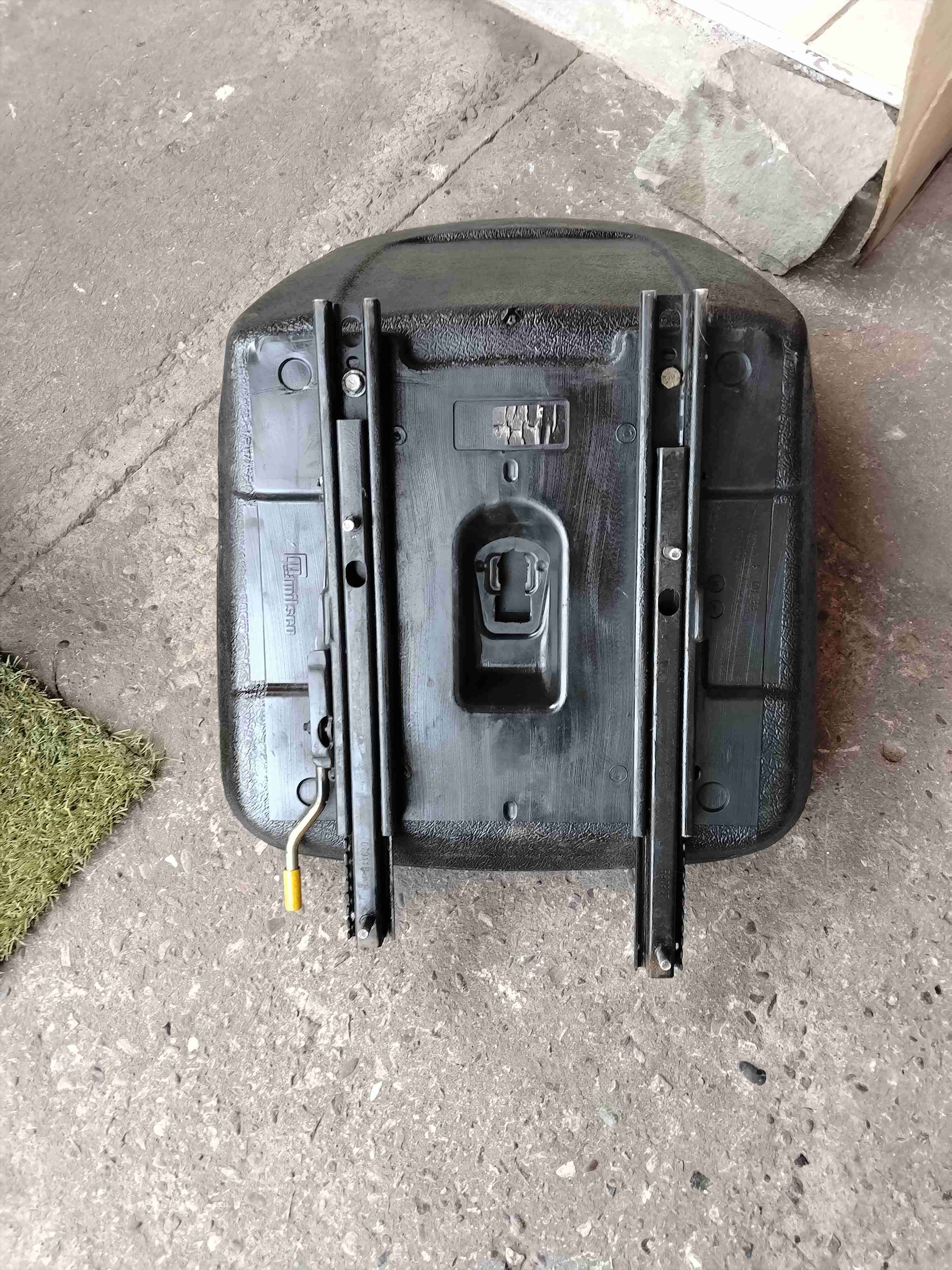 Asiento para tractor - miniatura 3