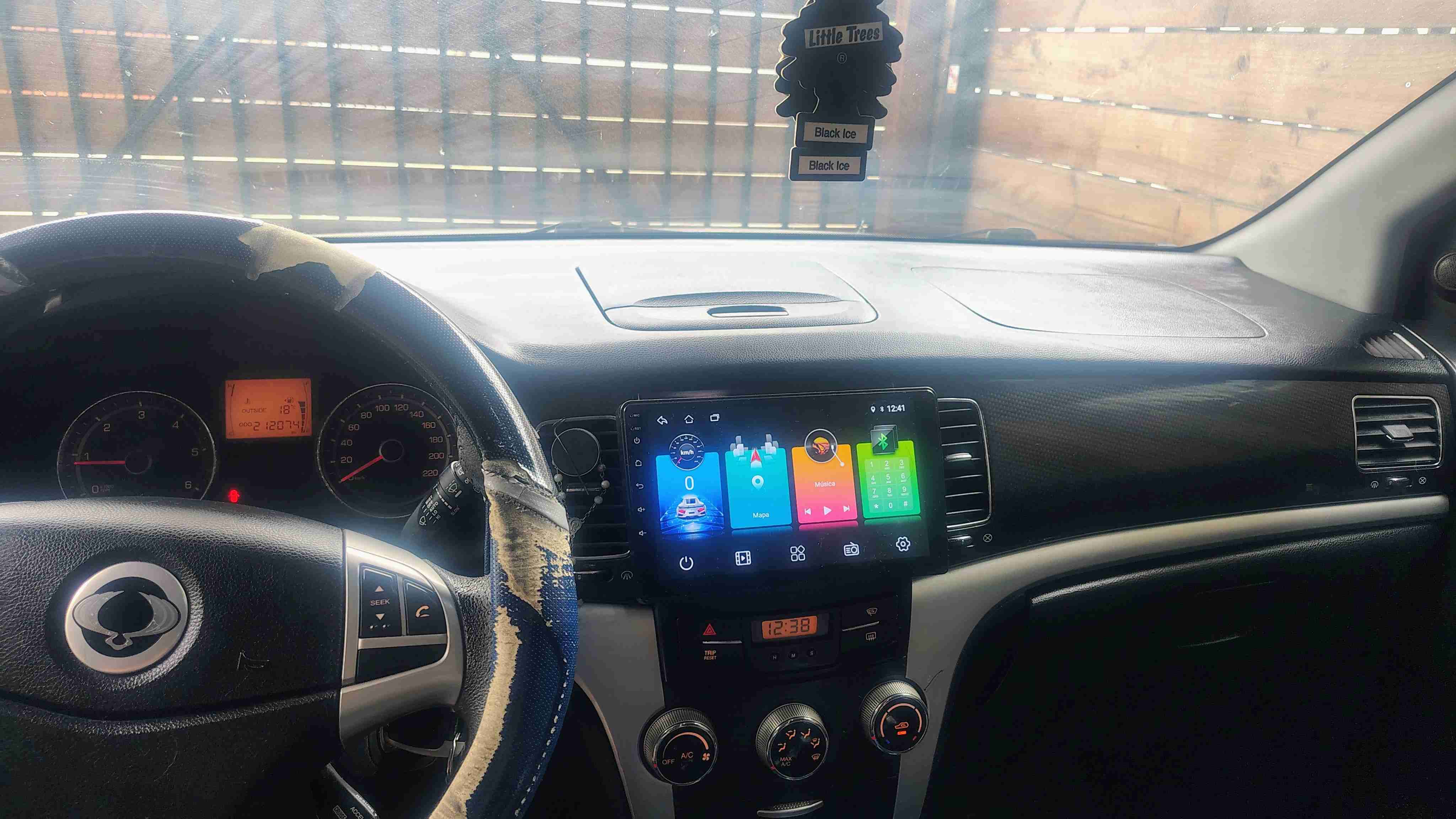 Ssangyong Korando 2013 - miniatura 1