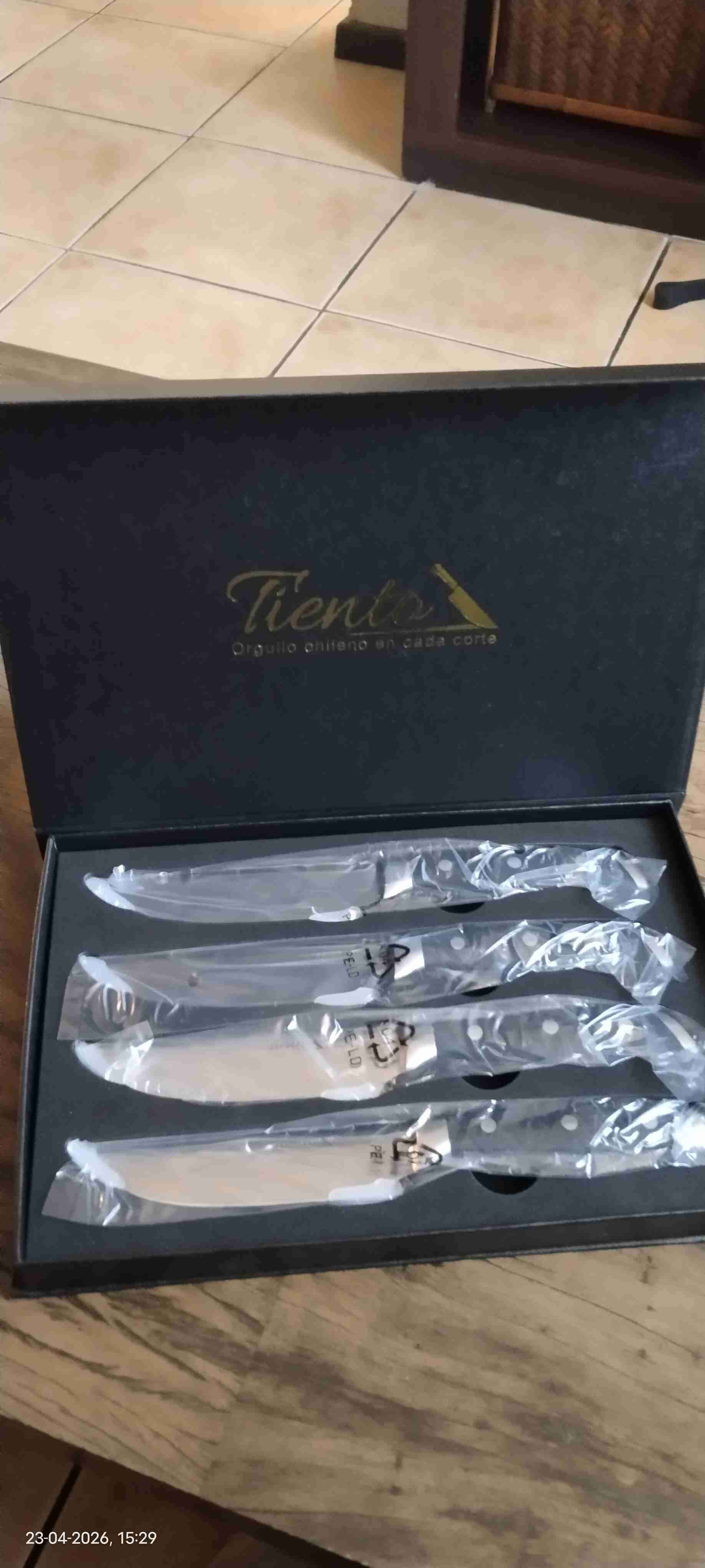 Set de 4 Cuchillos Marca Tiento.Nuevo - miniatura 2