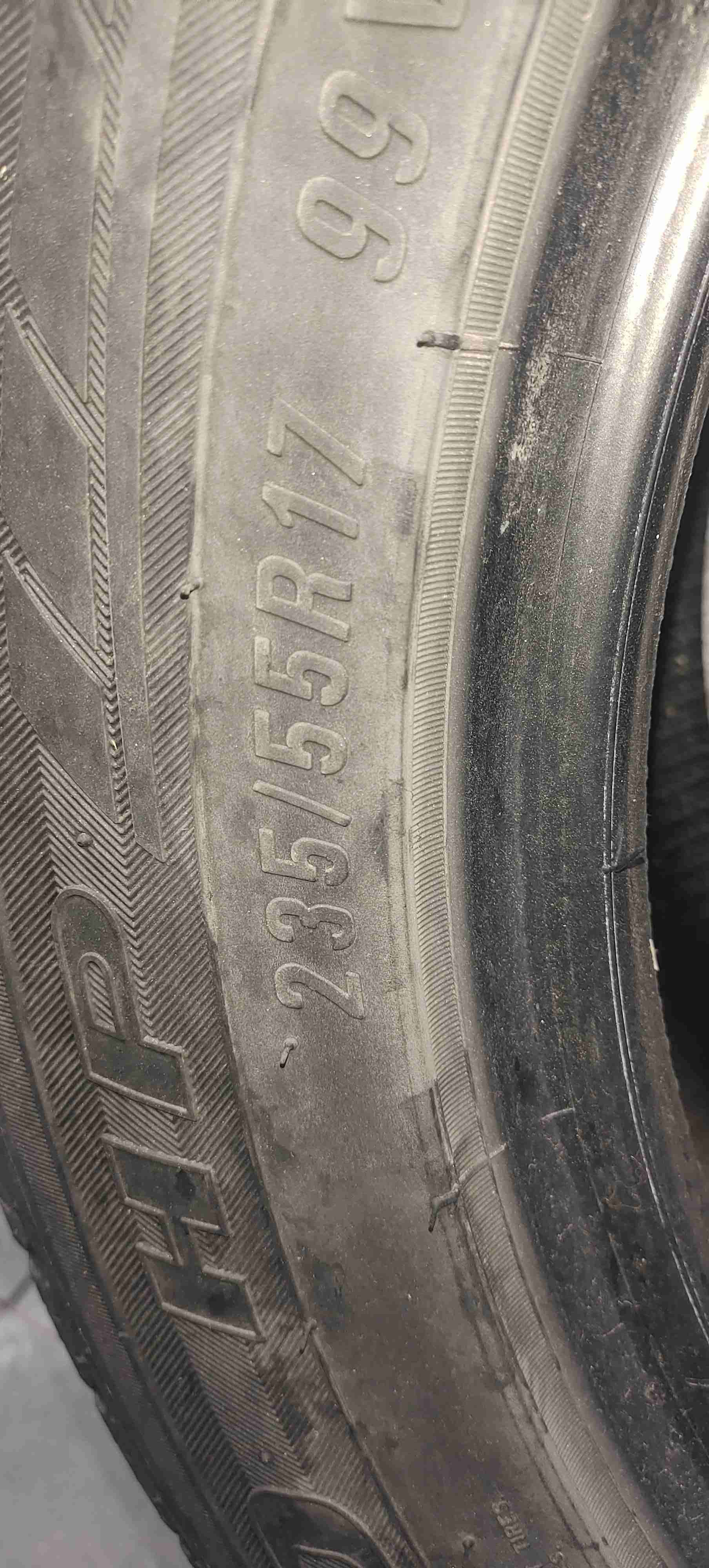 Neumatico Marca Maxxis 235/55 r17 - miniatura 2