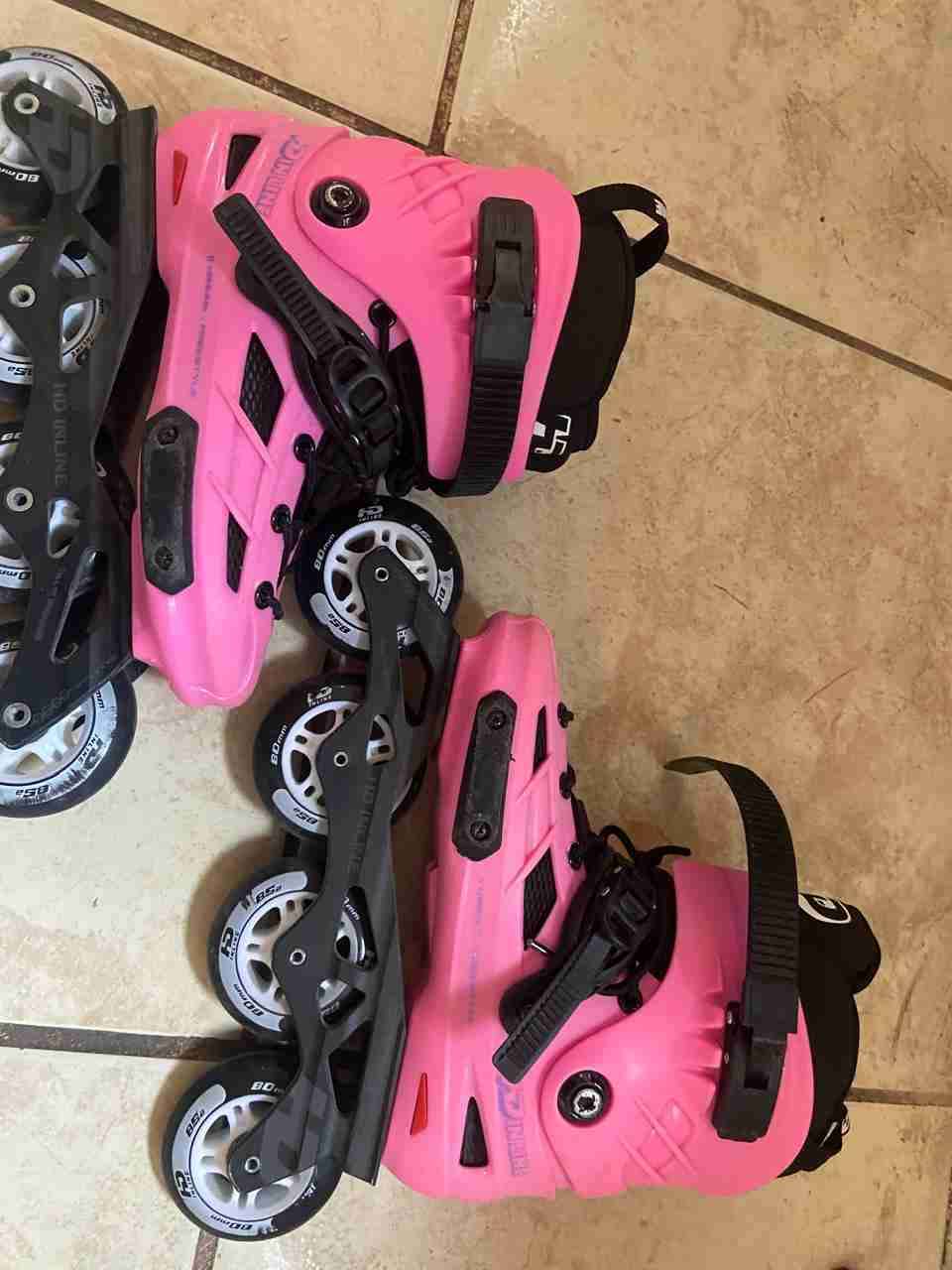 Patines en línea rosados - miniatura 2