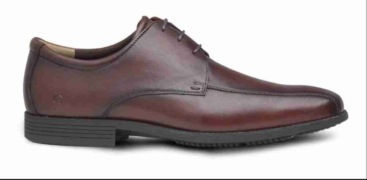 Zapatos de vestir marrón cuero marca Cardinale. - miniatura 1