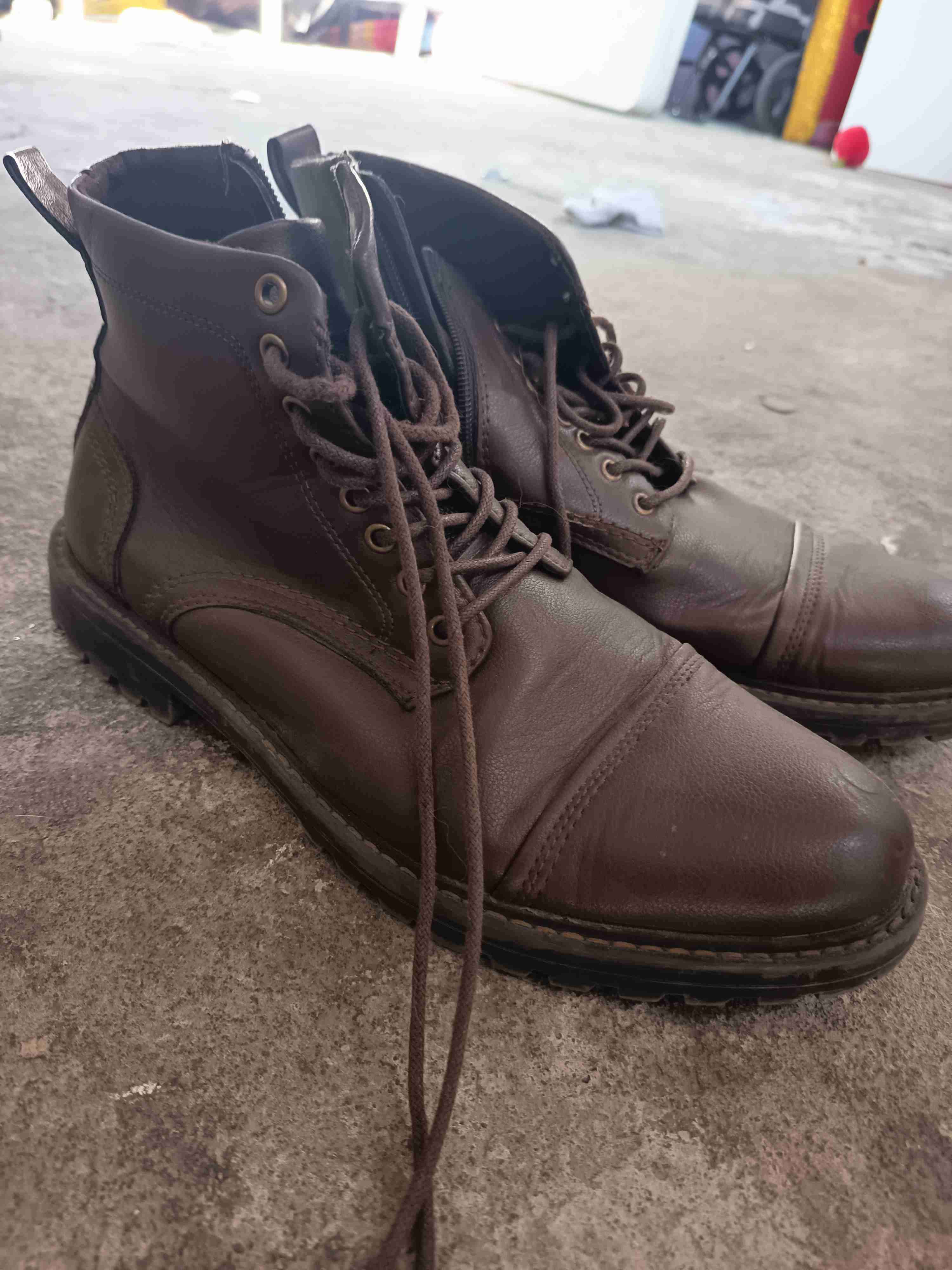 Botas de cuero marrón - miniatura 1