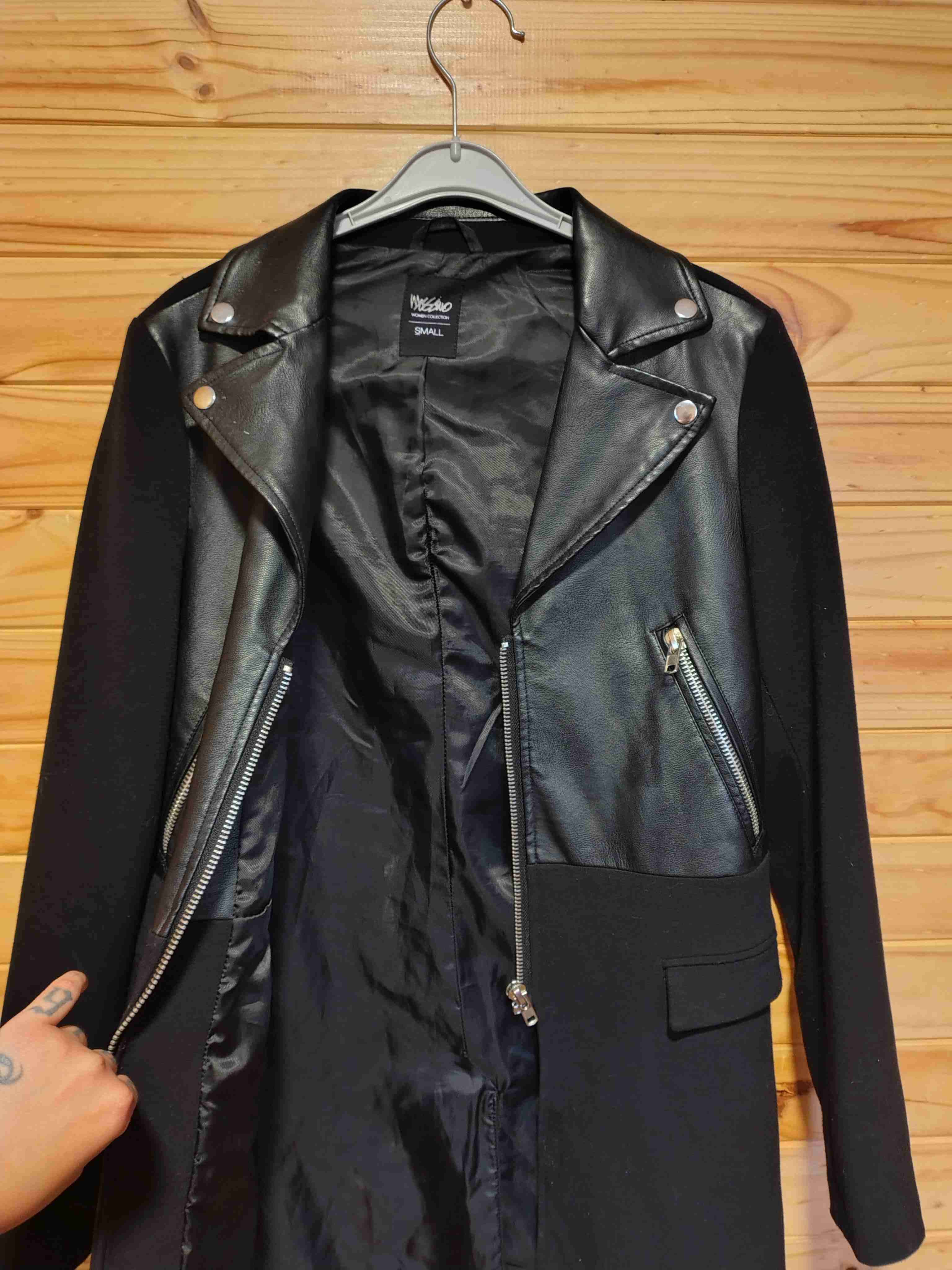 Ropa de cuero - miniatura 1