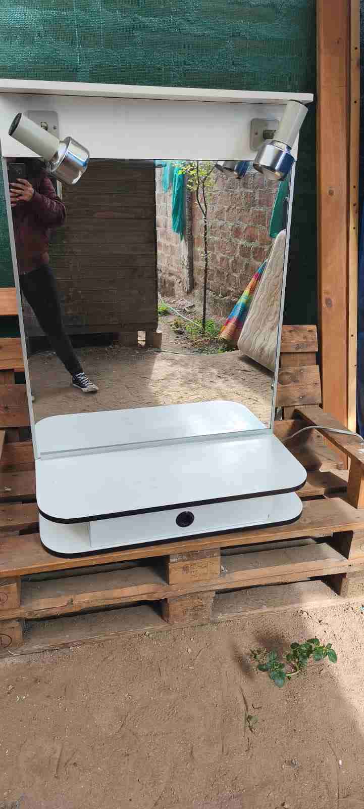 Mueble de peluquería flotante - miniatura 3