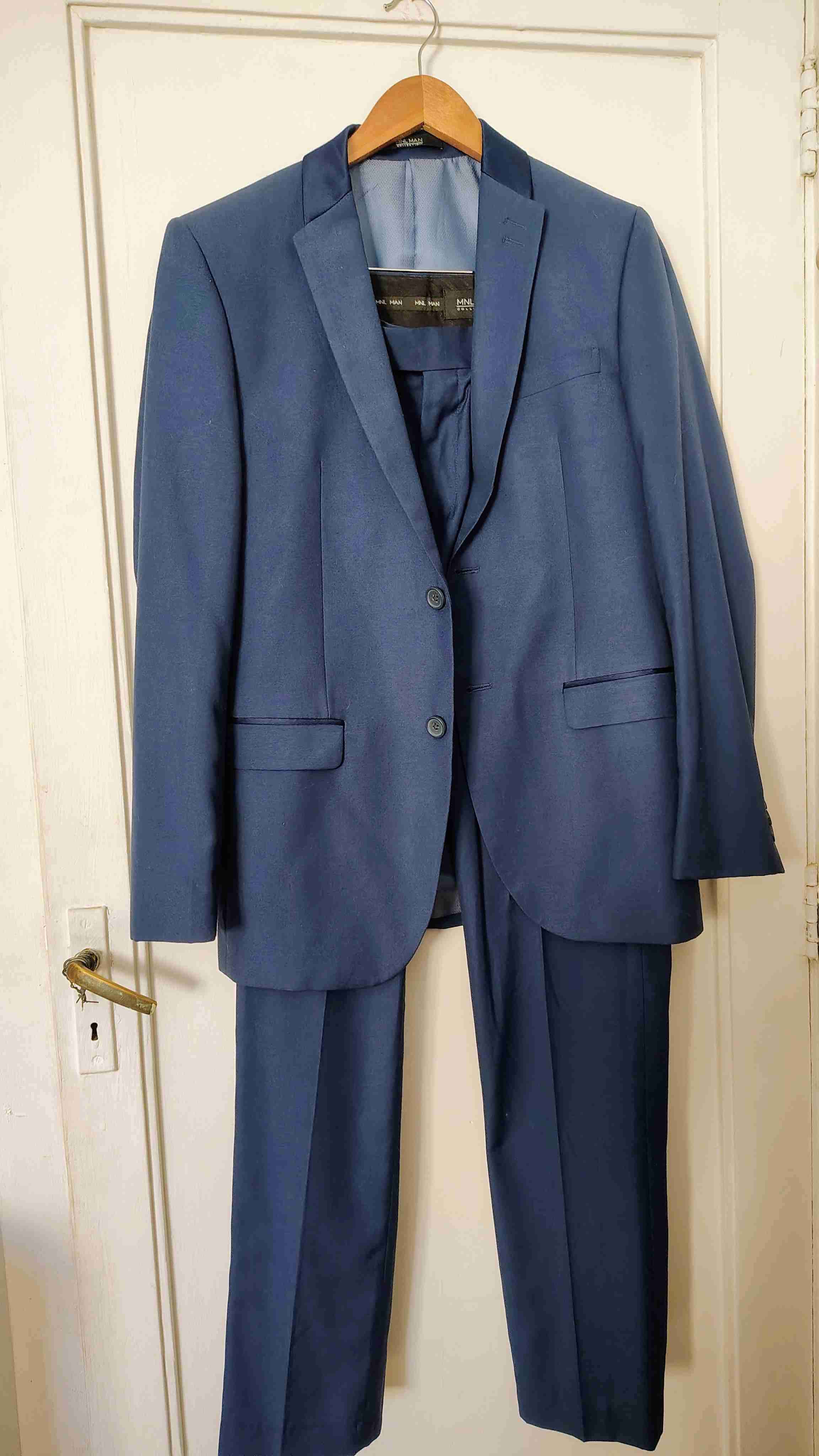 Traje formal azul oscuro - miniatura 2