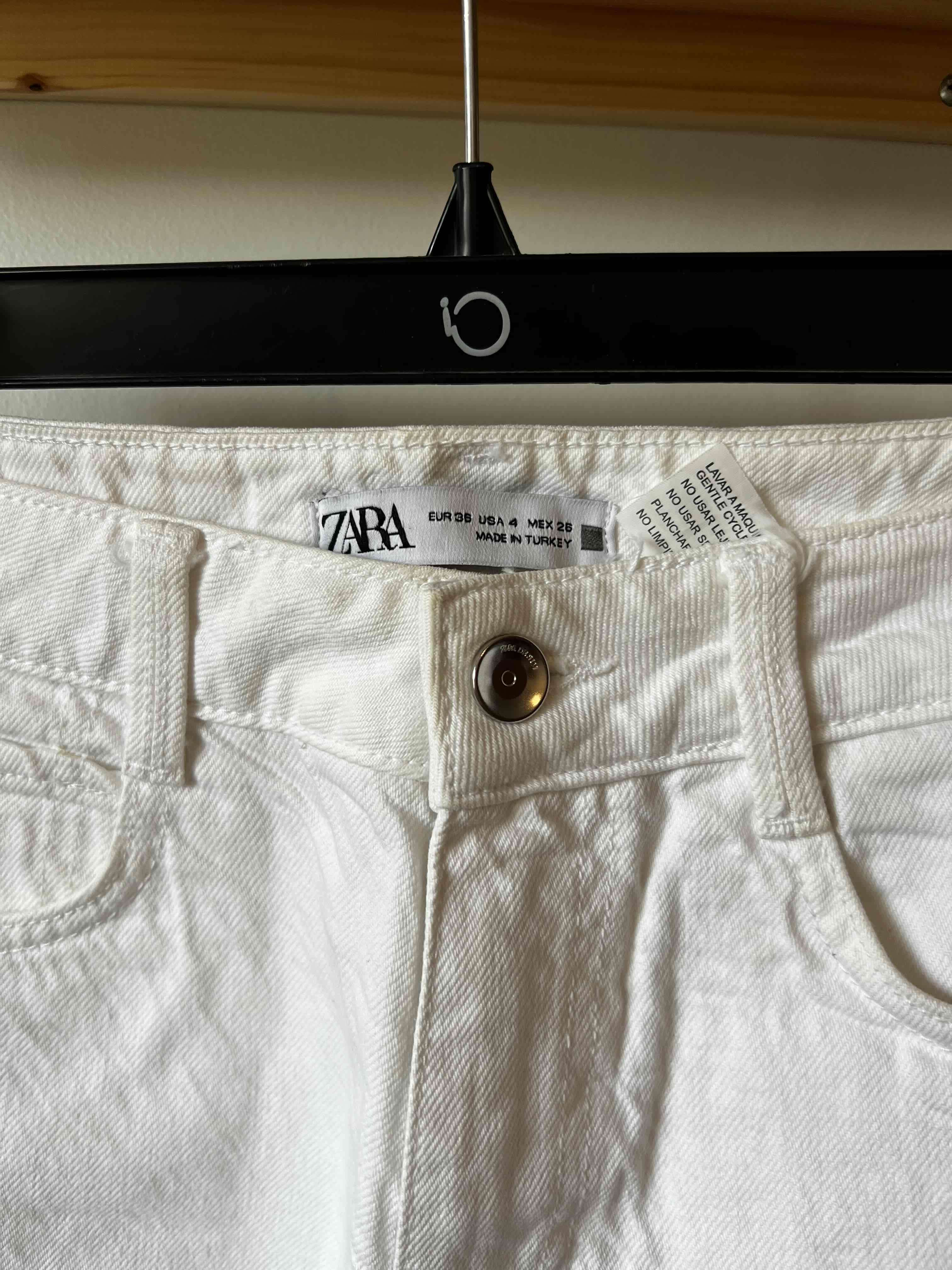 Jeans blancos mujer Zara - miniatura 4