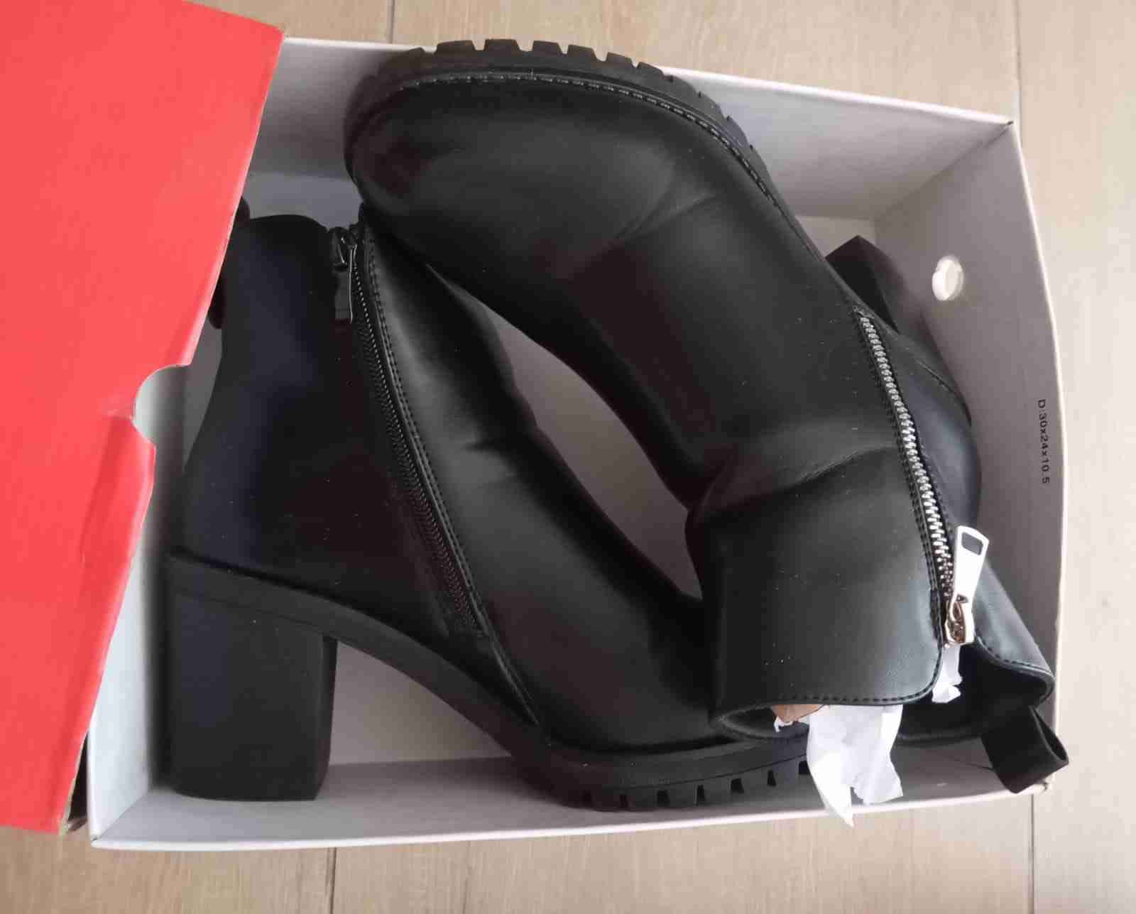 Botas de mujer - miniatura 2